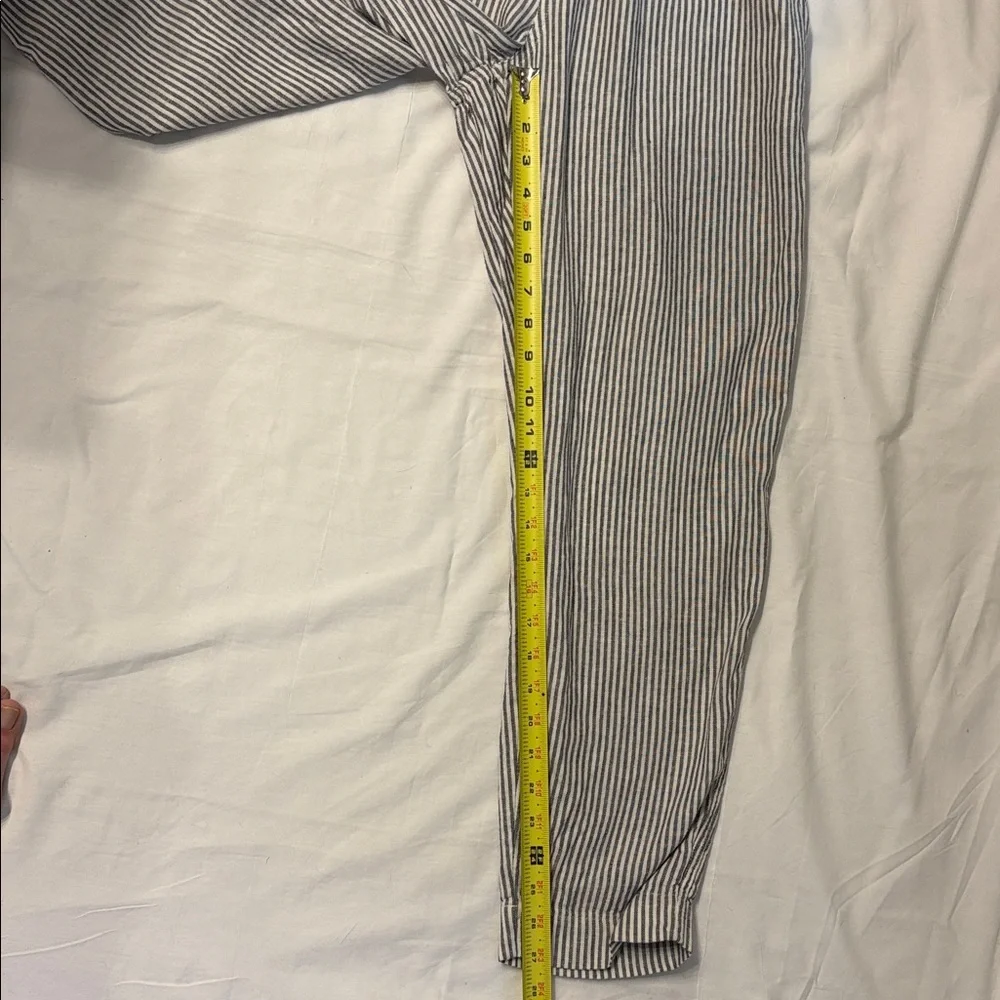 a new day Grey & White Striped Drawstring Chinos Linen Blend SZ M Quiet Luxury.